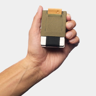 NOMATIC Wallet in olive with leather tab#color_olive-with-leather-tab
