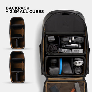 NOMATIC McKinnon Camera Pack 25L, open with two small cubes kit